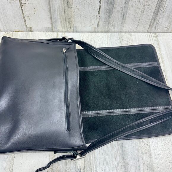 Coach Vintage 90s Black Leather Unisex
Legacy Mail Messenger Bag #9065 - Picture 6 of 12